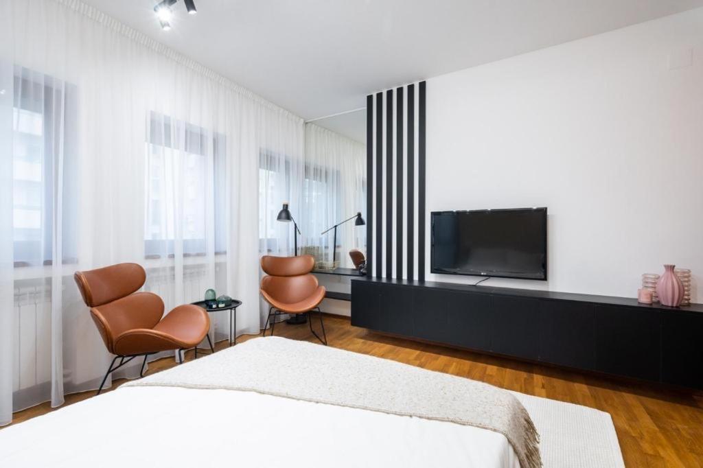 Wonderful Victorie Apartment Букурещ Екстериор снимка
