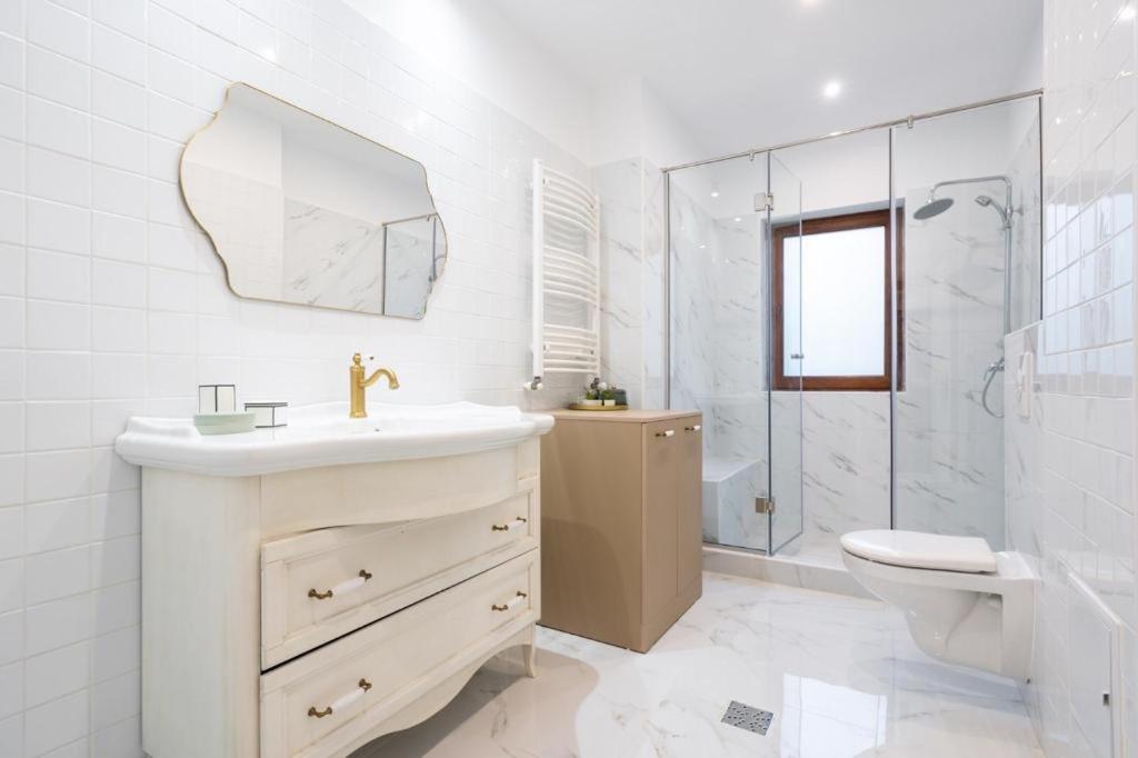 Wonderful Victorie Apartment Букурещ Екстериор снимка